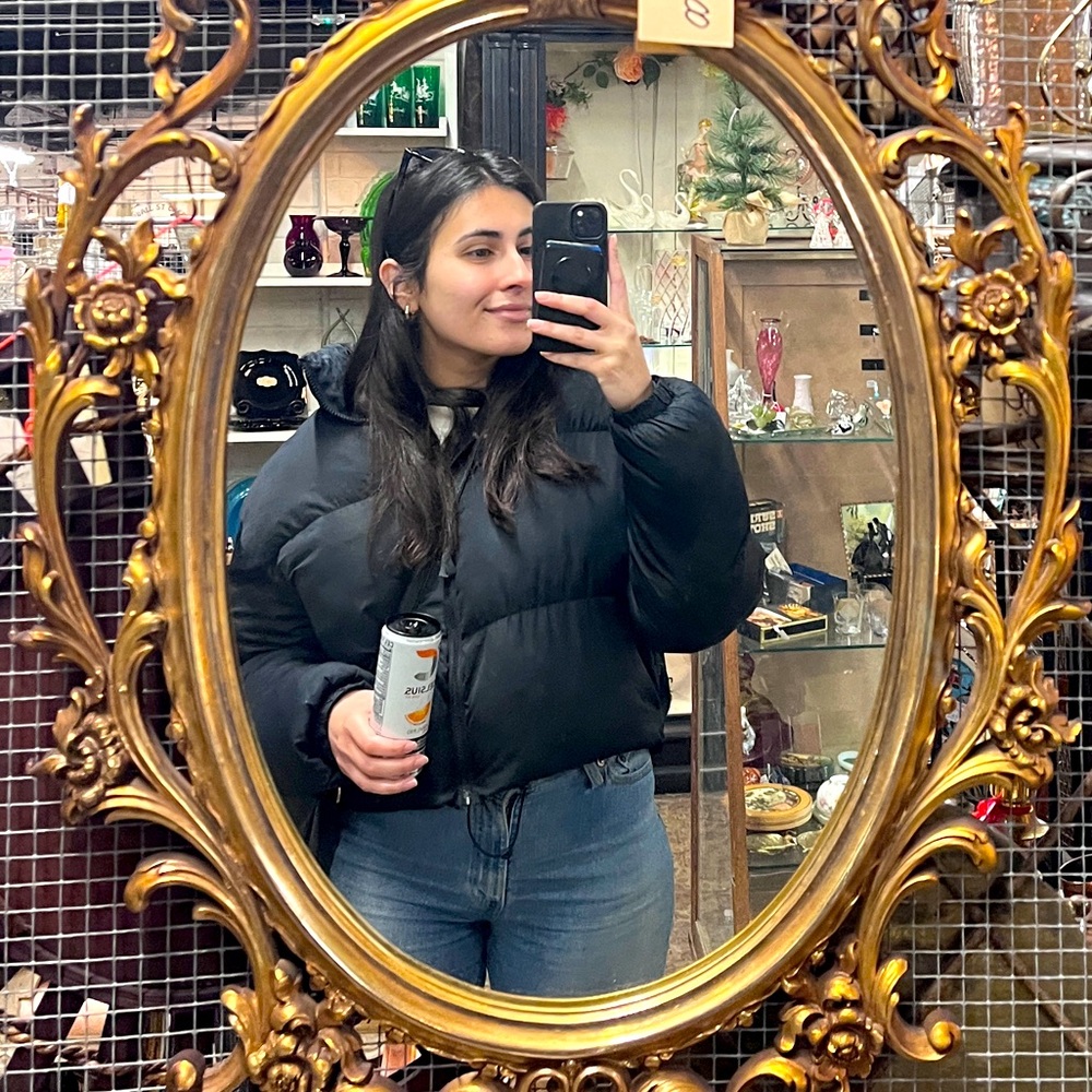 Meet your Posher, Rabia